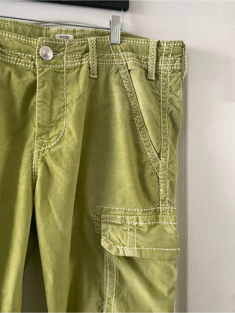 True Religion Y2K Relaxed Ace Cargo Pants Kalamata Green Contrast Stitch 36